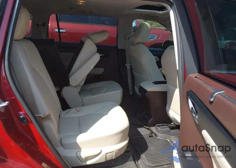 2020 Toyota Highlander Xle z USA, uszkodzony, nr VIN 5TDGZRAH9LS000822